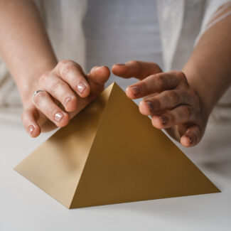 Pyramid 15x15 “Gold”