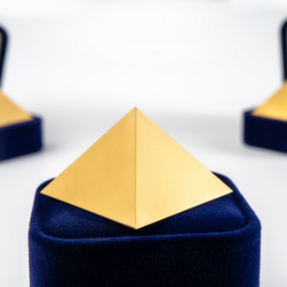 Travel Titanium Pyramid - Image 2